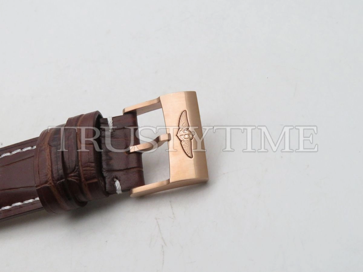 Копия часов Breitling Aviator 8 B01 Chronograph 43 RB0117131Q1P1