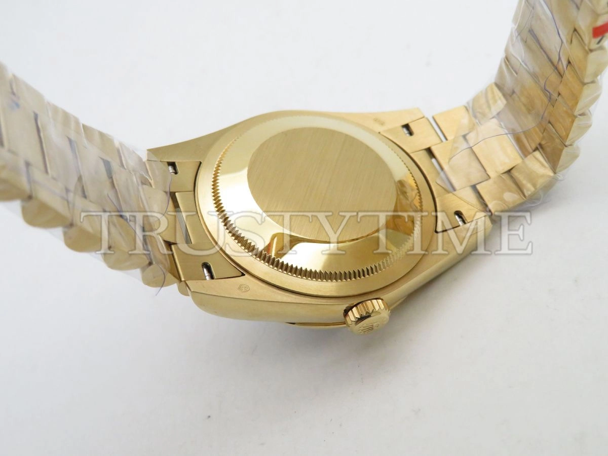 Копия часов Rolex Day-Date 36mm 128238-0081