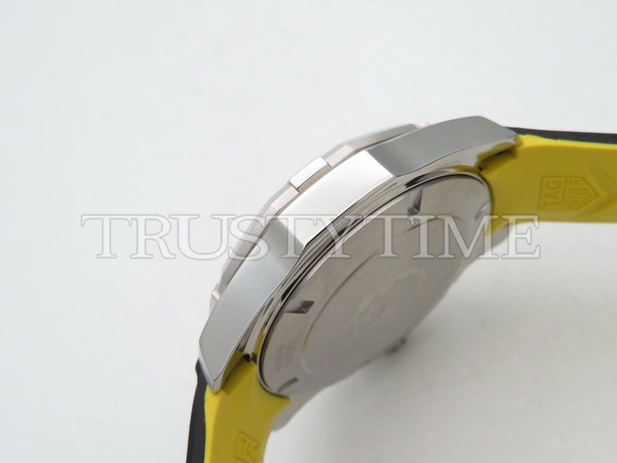 Копия часов Tag Heuer Aquaracer Calibre 5 43mm WAY201A.FT6069