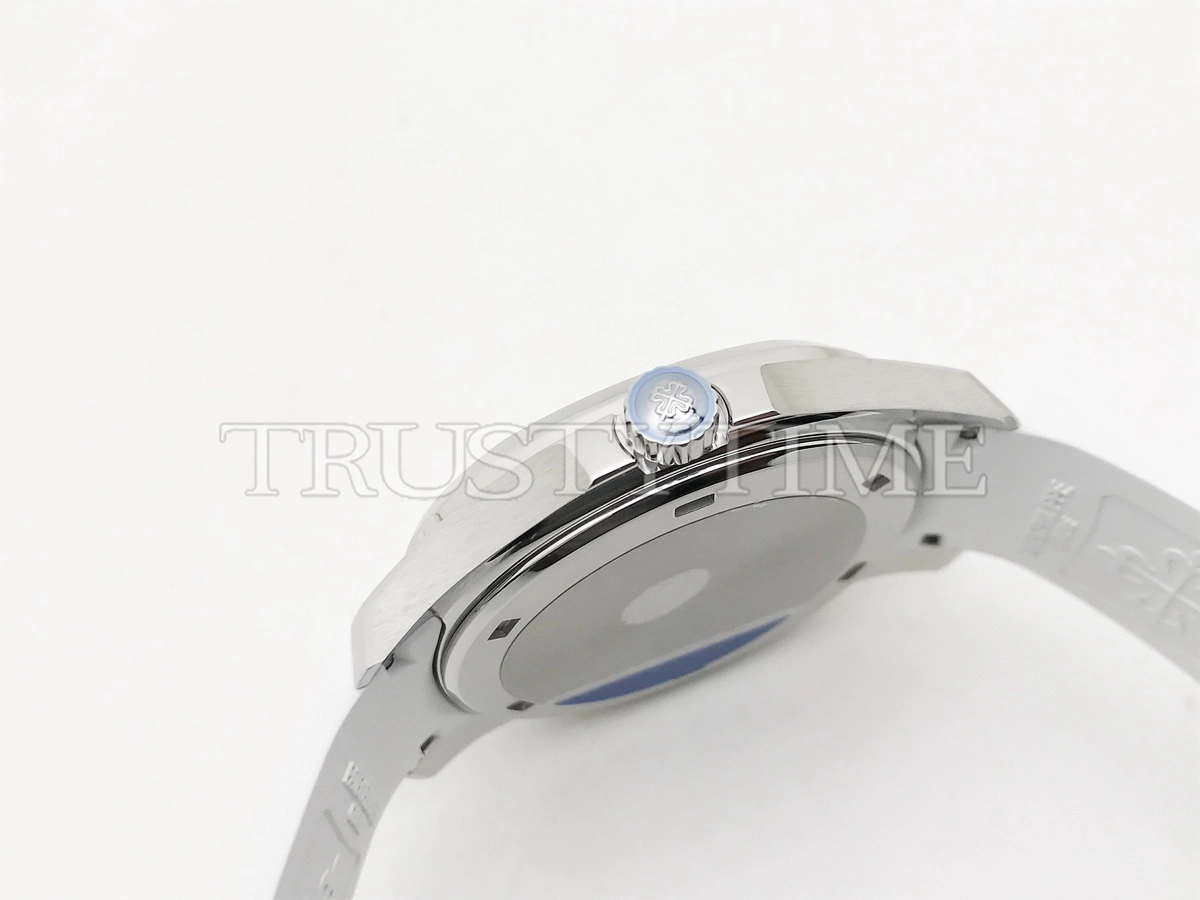 Копия часов Patek Philippe Aquanaut Luce 38.8mm 5267/200A-010