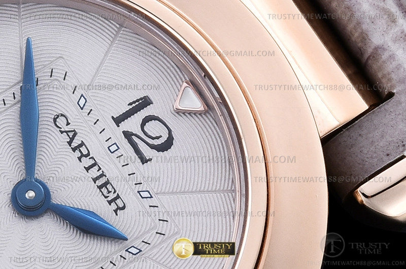 Cartier Pasha De Cartier 30mm WGPA0018_PA81GW00 Cartier Pasha De Cartier 30mm WGPA0018_PA81GW00