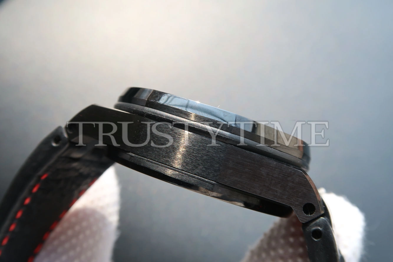 Копия часов Audemars Piguet Royal Oak Offshore Las Vegas Strip 26186SN.OO.D101CR.01