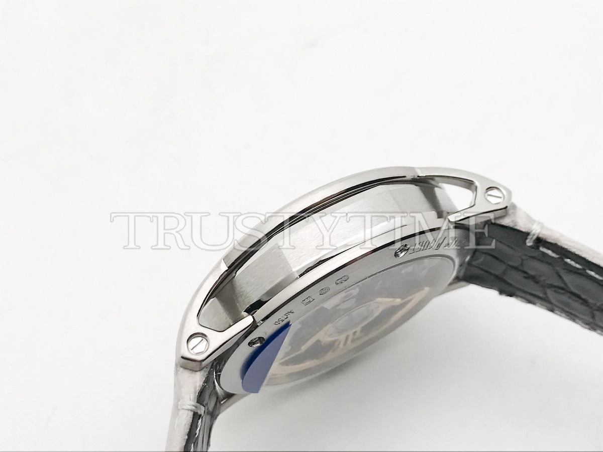 Копия часов Audemars Piguet Royal CODE 11.59 Chronograph Selfwinding 26393CR.OO.A009CR.01