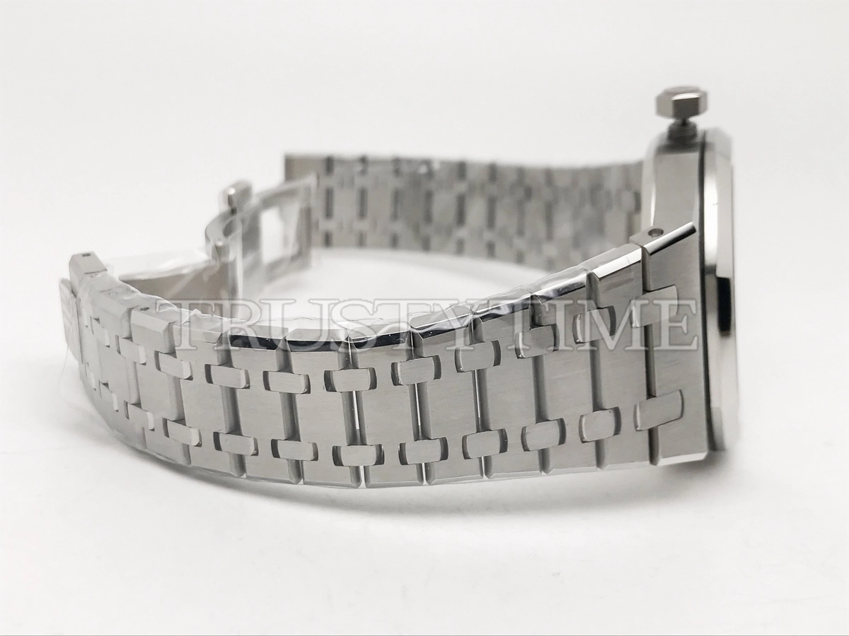 Копия часов Audemars Piguet Royal Oak 41 KAWS Edition
