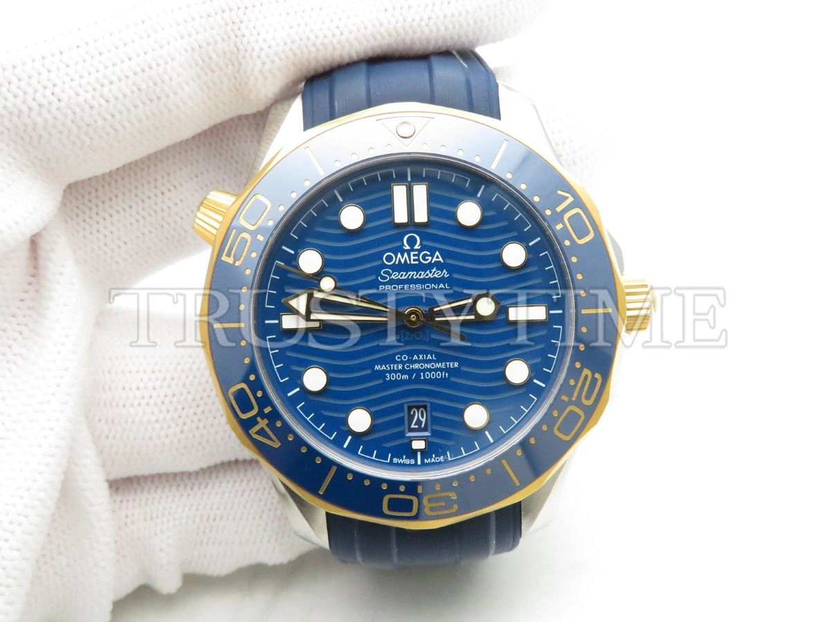 Копия часов Omega Seamaster Diver 300m Co-axial Chronometer 42mm 210.22.42.20.03.001