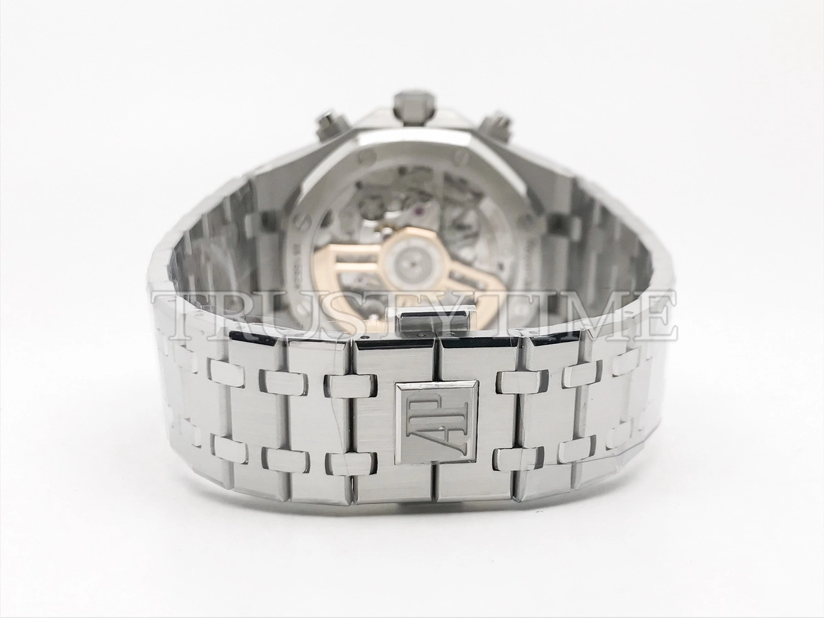 Копия часов Audemars Piguet Royal Oak Selfwinding Chronograph 26240ST.OO.1320ST.06