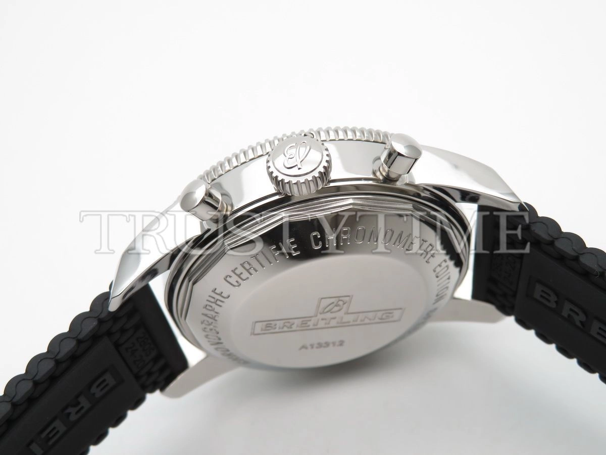 Копия часов Breitling Superocean Heritage Chronograph Volcano 46 A13312121B1S1
