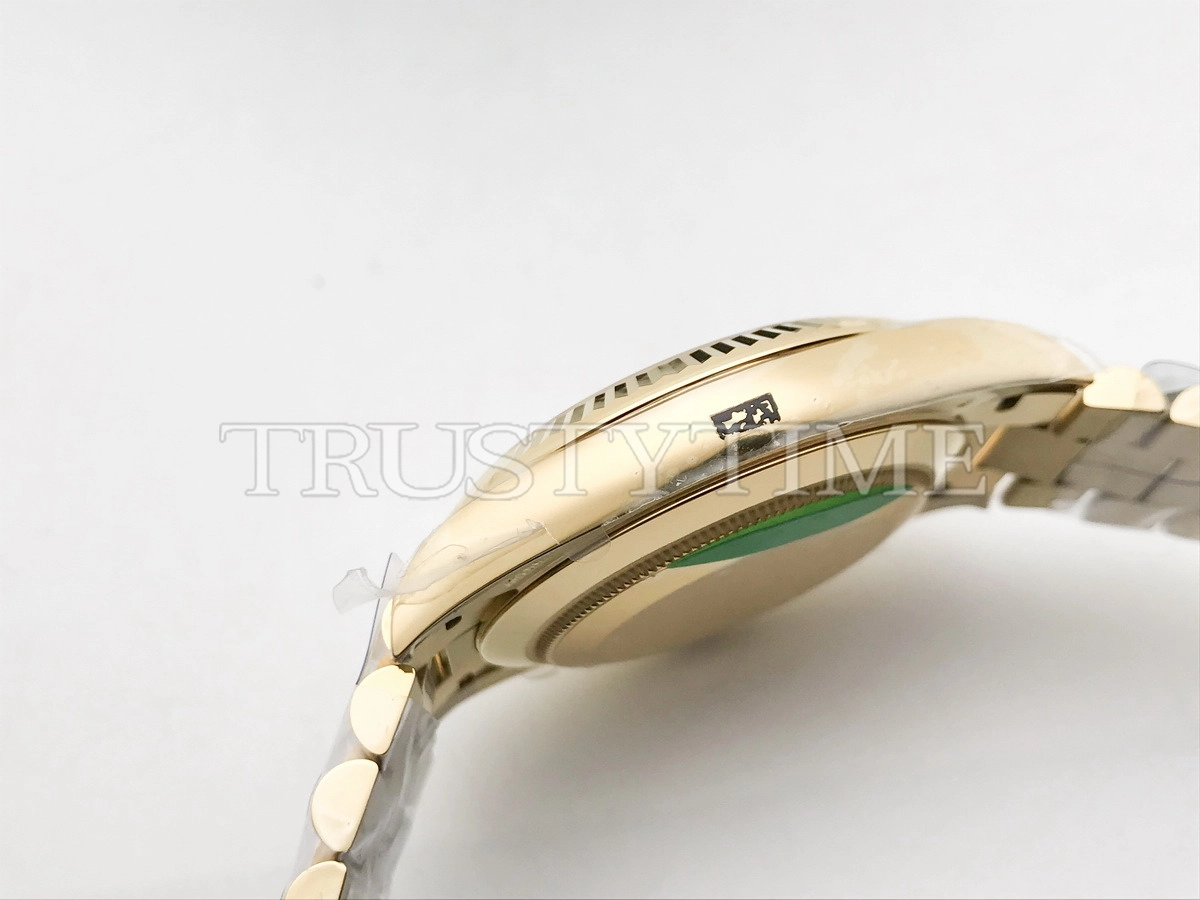 Копия часов Rolex Day-Date 40mm 228238-0005 Арт.RX-1722