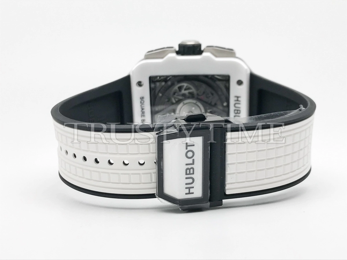 Копия часов Hublot Square Bang Unico White Ceramic 821.HX.0170.RX
