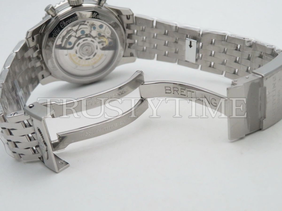Копия часов Breitling Navitimer B01 Chronograph 43 AB0121211C1A1