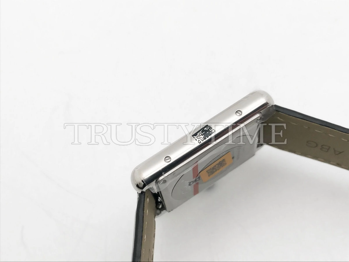 Копия часов Cartier Tank Must de Cartier 26mm WSTA0071