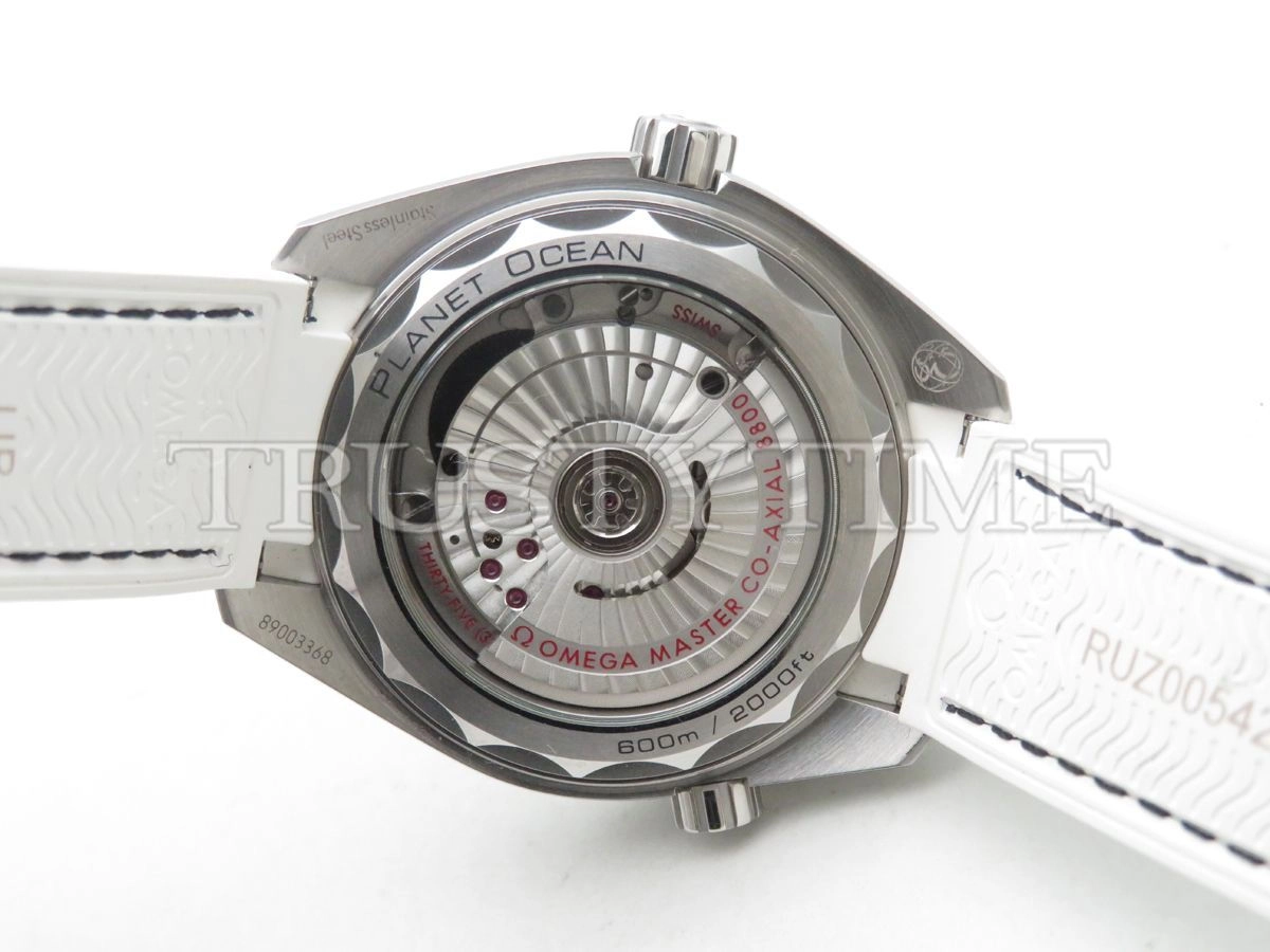 Копия часов Omega Seamaster Planet Ocean 600m Co‑Axial Master Chronometer 39,5 mm 215.33.40.20.04.001