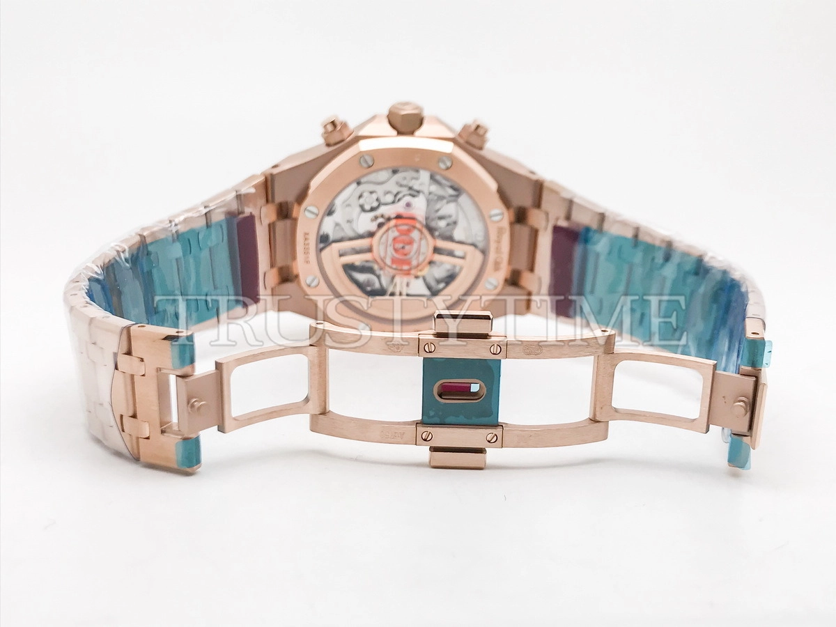 Копия часов Audemars Piguet Royal Oak Selfwinding Chronograph 26239OR.OO.1220OR.02
