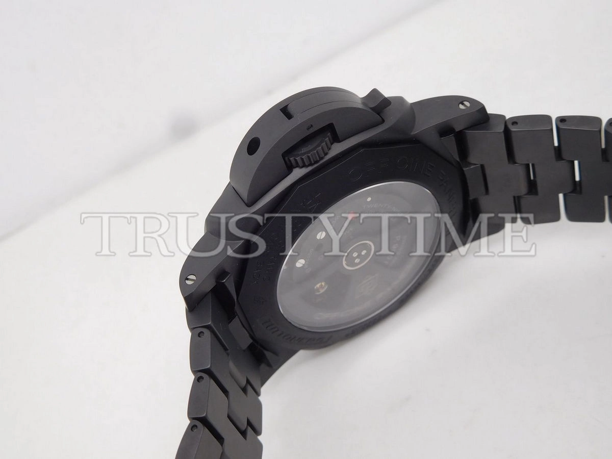 Копия часов Panerai Luminor 1950 3 Days GMT Automatic Tuttonero 44mm PAM00438