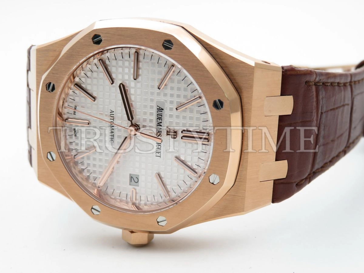 Копия часов Audemars Piguet Royal Oak Automatic II 15400OR.OO.D088CR.01