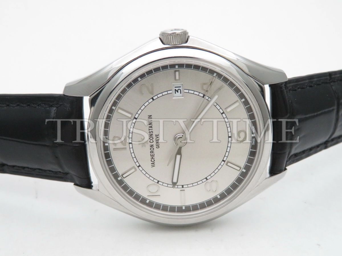 Копия часов Vacheron Constantin Fiftysix Date 40mm 4600E/000A-B442