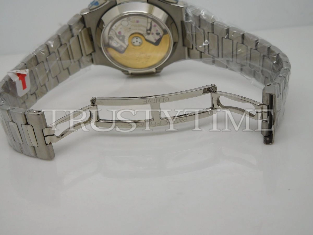 Копия часов Patek Philippe Nautilus Chronograph 40,5mm 5980/1A-019