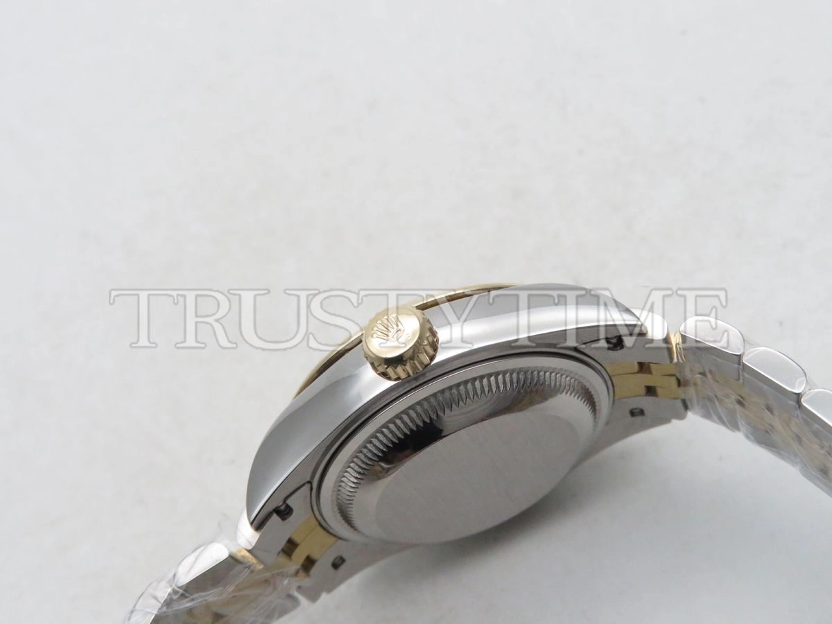 Копия часов Rolex DateJust 28mm 279173-0021