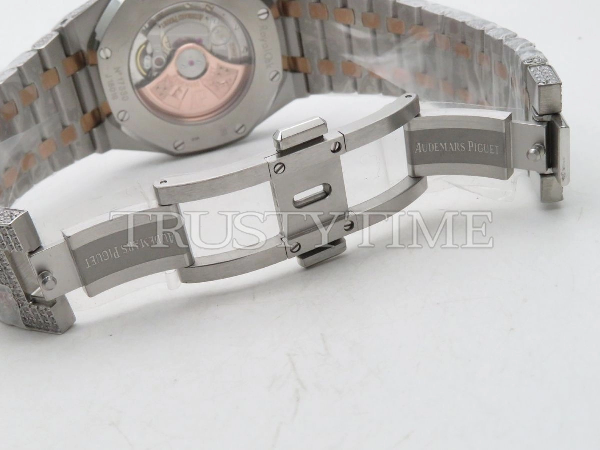 Копия часов Audemars Piguet Royal Oak 15400 Full Diamond