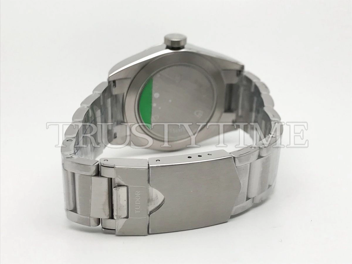 Копия часов Tudor Heritage Black Bay 41mm M79540-0004