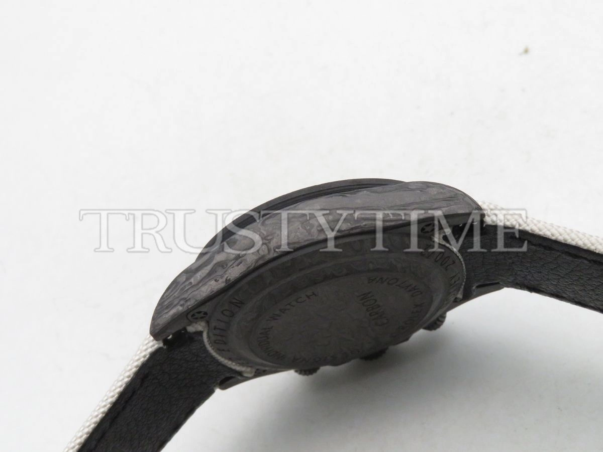 Копия часов Rolex Cosmograph Daytona DIW Carbon Cream