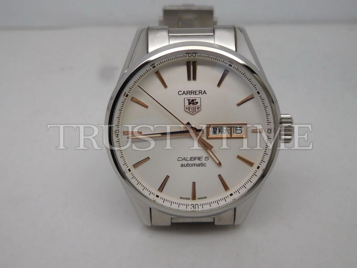 Копия часов Tag Heuer Carrera Calibre 5 Day Date 41mm WAR201D.BA0723