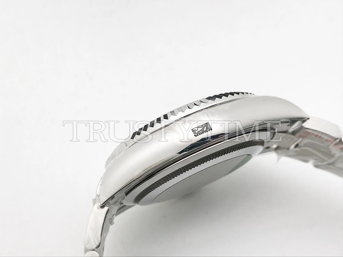 Копия часов Rolex Sky-Dweller 42mm 336934-0005