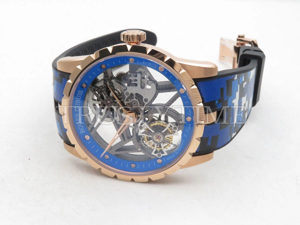 Копия часов Roger Dubuis Excalibur Skeleton Flying Tourbillon Blue