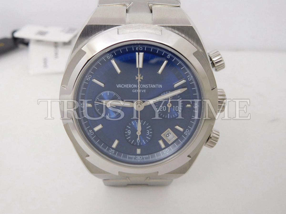 Копия часов Vacheron Constantin Overseas Chronograph 42mm 5500V/110A-B148