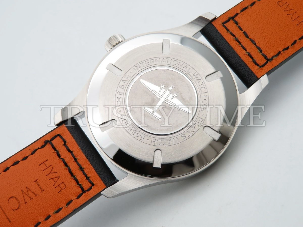 Копия часов IWC Pilot's Watch Mark XVIII 40mm IW327002
