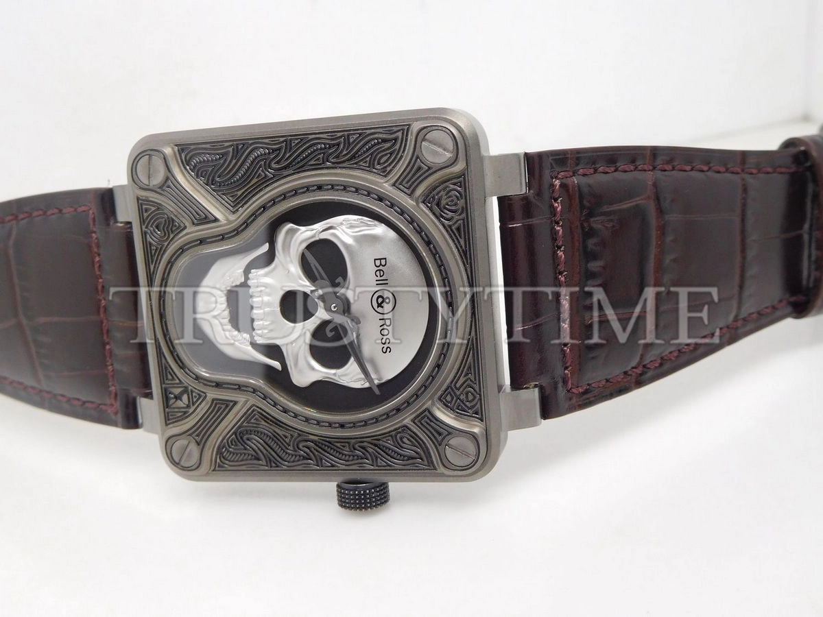 Копия часов Bell & Ross BR 01 Skull Burning BR0192-SKULL-BURN