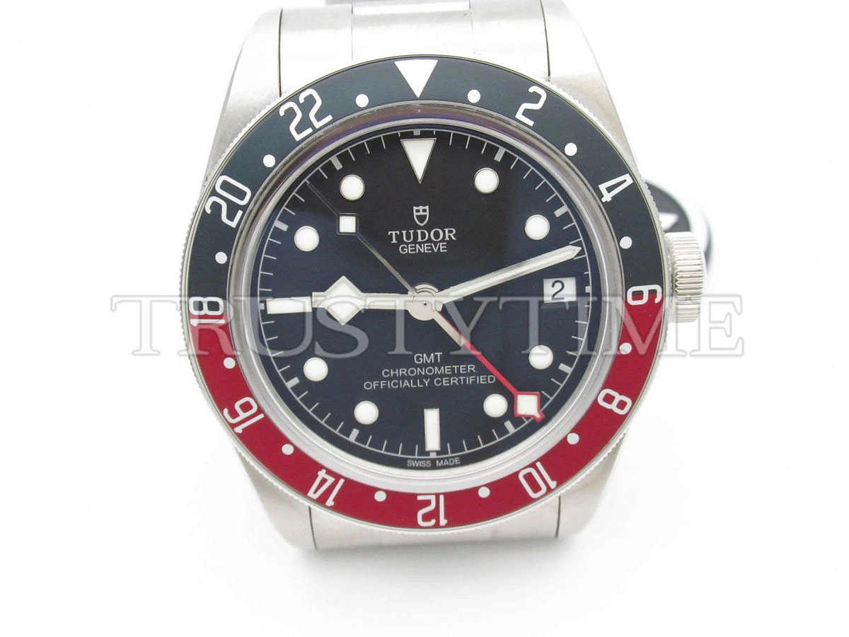 Копия часов Tudor Heritage Black Bay GMT 41mm M79830RB-0001