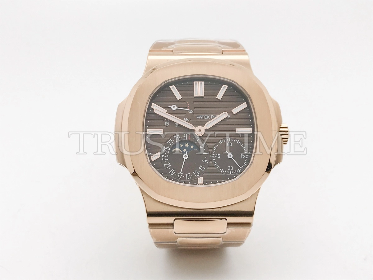 Копия часов Patek Philippe Nautilus Power Reserve Moonphase 40mm 5712/1R-001