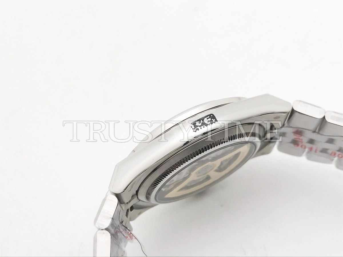 Копия часов Rolex Land-Dweller 36mm 127286TBR-0001