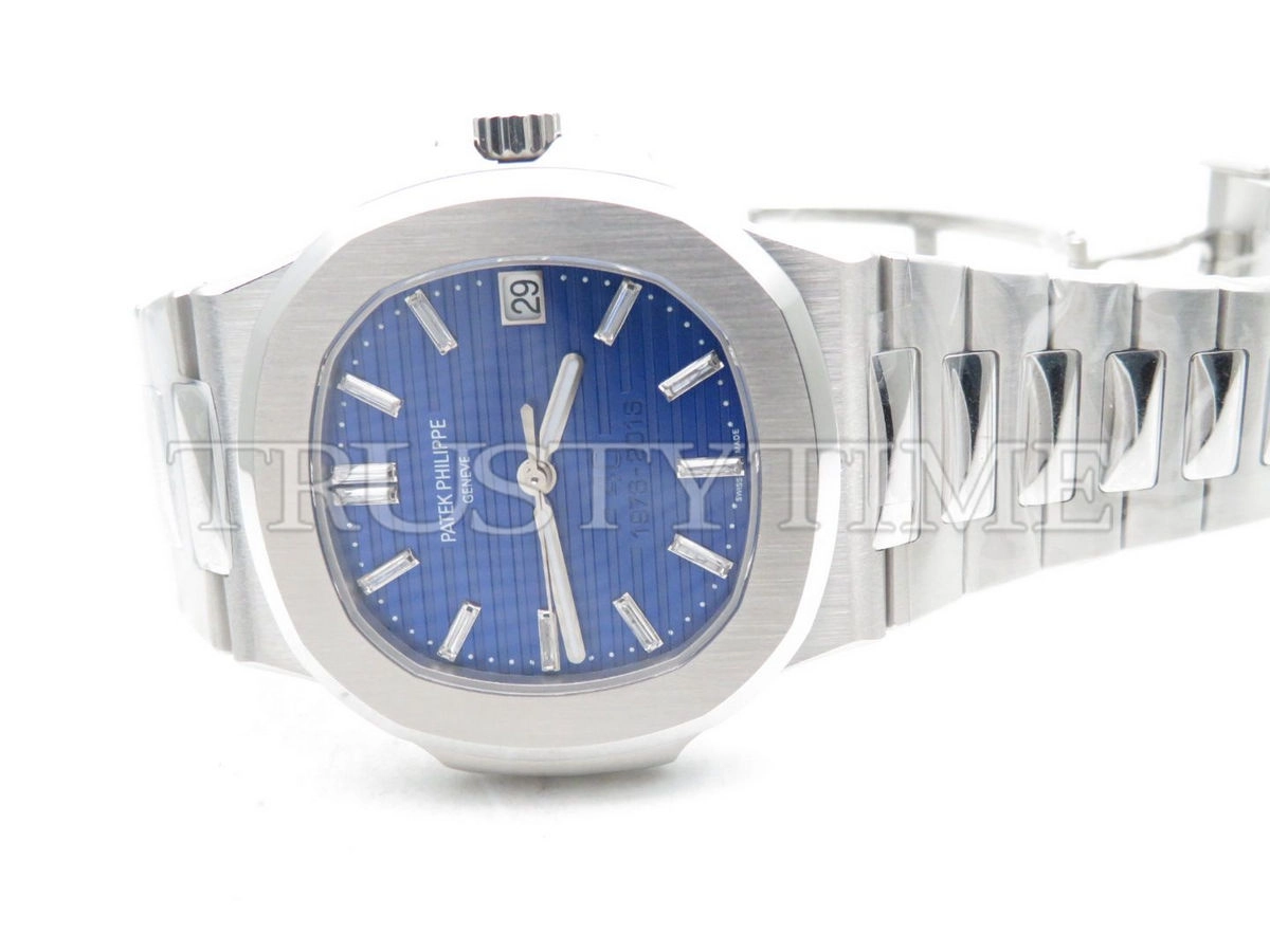 Копия часов Patek Philippe Nautilus 40th Anniversary Limited Edition 40mm 5711/1P-011