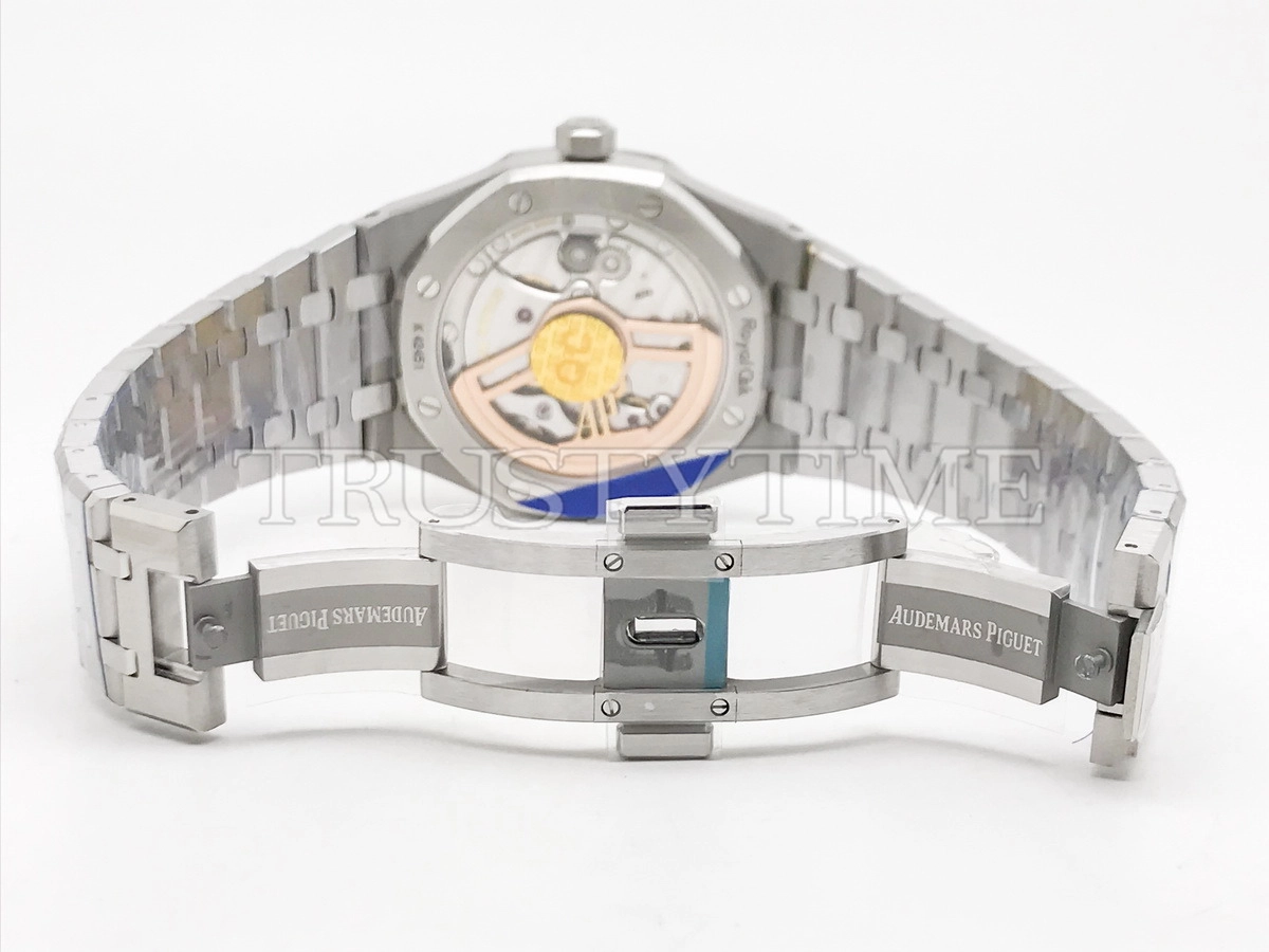 Копия часов Audemars Piguet Royal Oak Selfwinding 15500ST.OO.1220ST.04 Арт.AP-0656