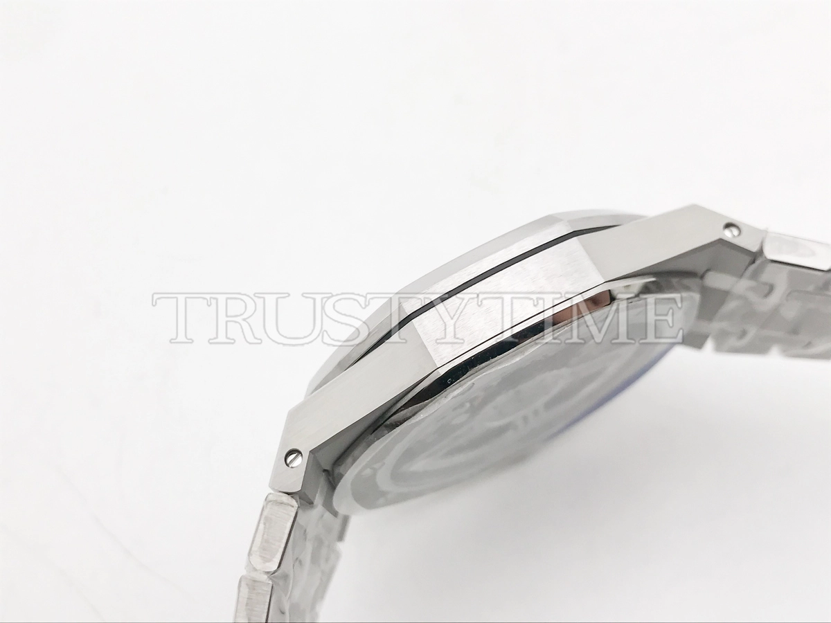 Копия часов Audemars Piguet Royal Oak Ice Blue Baguette Dial Limited Edition 15510BC.OO.1320BC.01