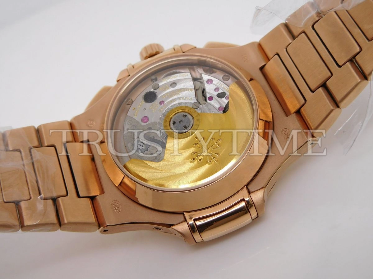 Копия часов Patek Philippe Nautilus Chronograph 40,5mm 5980/1R-001
