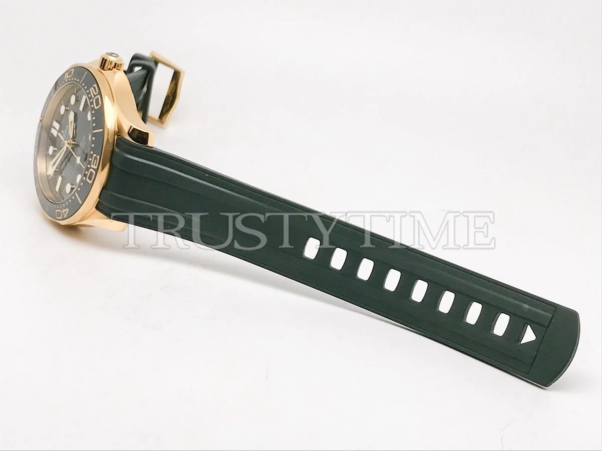 Копия часов Omega Seamaster Diver 300 Co-axial Master Chronometer 42mm 210.62.42.20.10