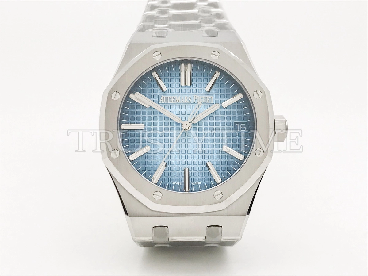 Копия часов Audemars Piguet Royal Oak Selfwinding Special Edition 15510BC.OO.1320BC.02
