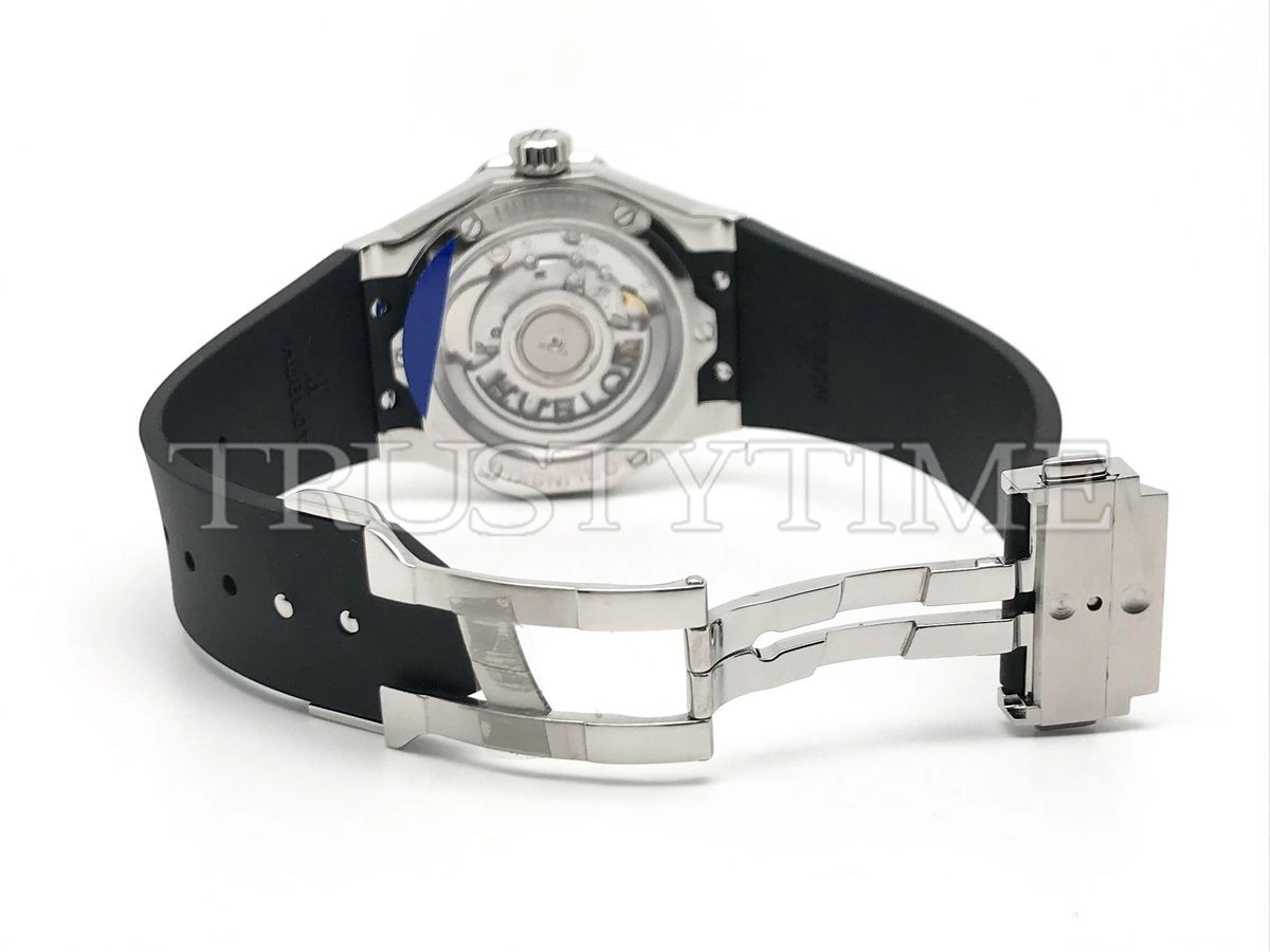 Копия часов Hublot Сlassic Fusion Orlinski 550.NS.1800.RX.ORL19 40 mm