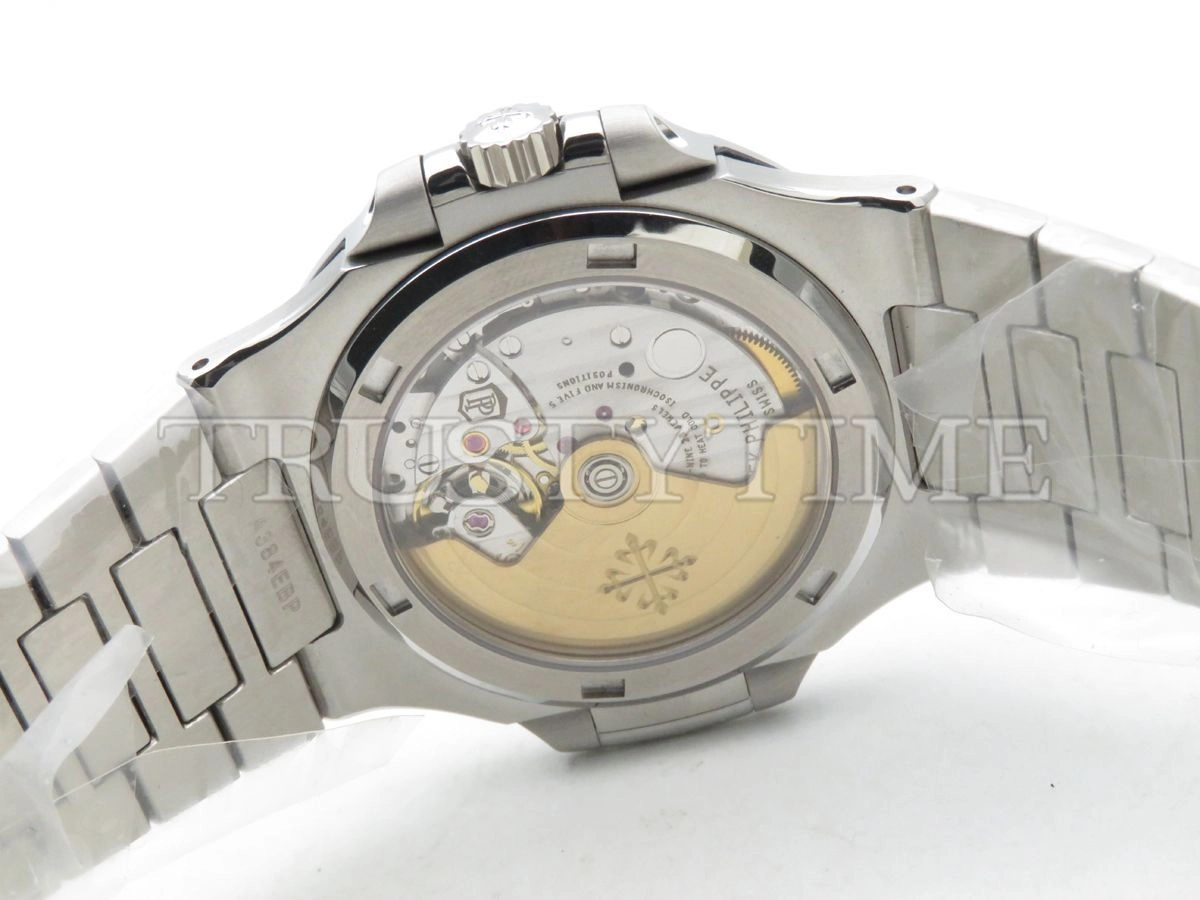 Копия часов Patek Philippe Nautilus 40mm 5711/1A-011