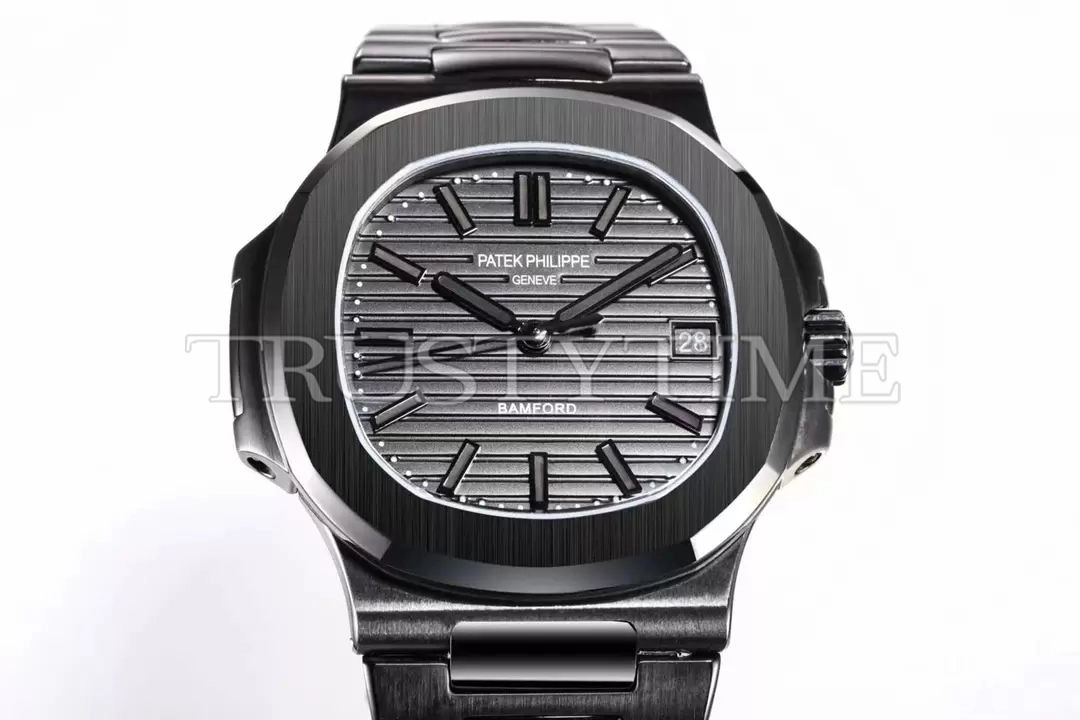 Копия часов Patek Philippe Nautilus 40mm Bamford 5711