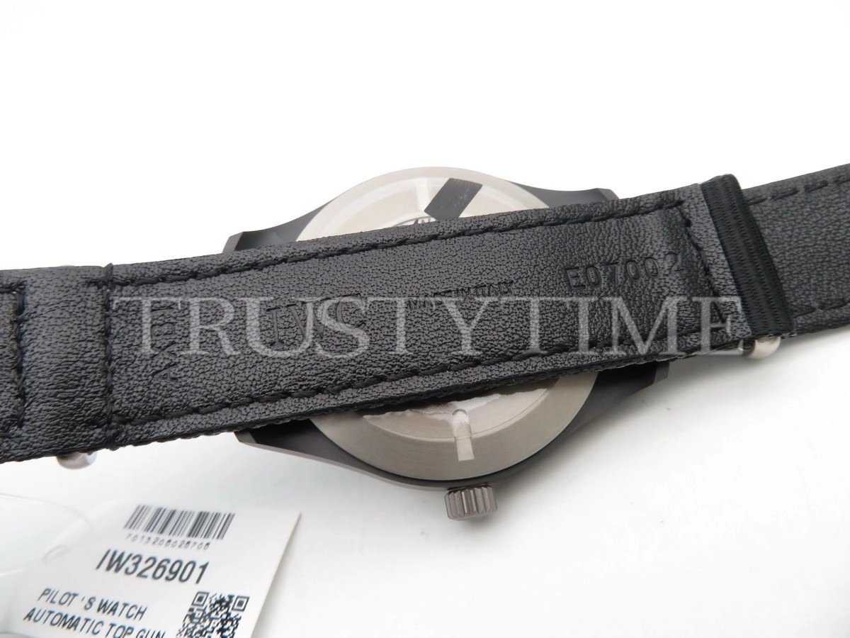 Копия часов IWC Pilot's Watch Automatic Top Gun 41mm IW326901