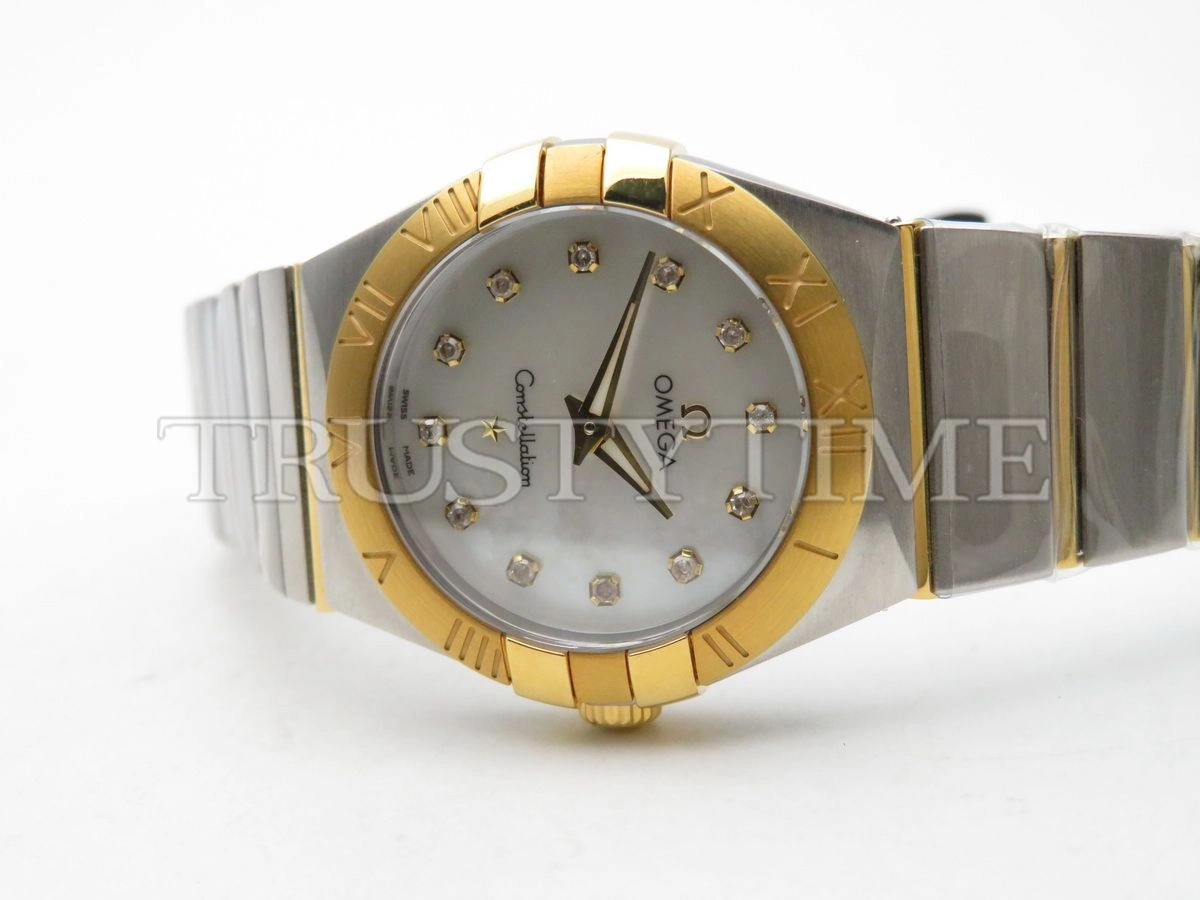 Копия часов Omega Constellation Manhattan Quartz 28mm 131.20.28.60.55.002