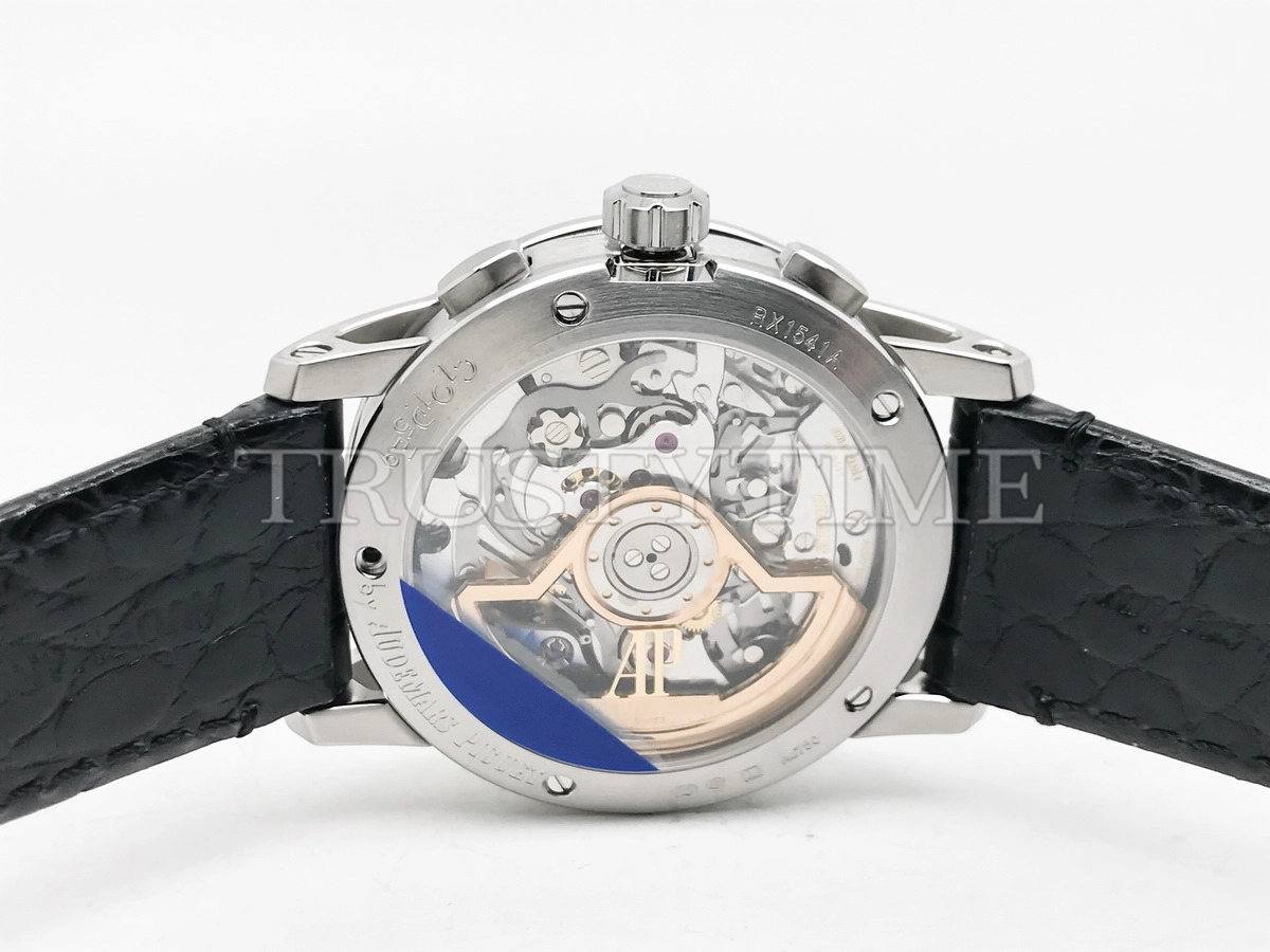 Копия часов Audemars Piguet Royal CODE 11.59 Chronograph Selfwinding 26393BC.OO.A002CR.01 Арт.AP-1225