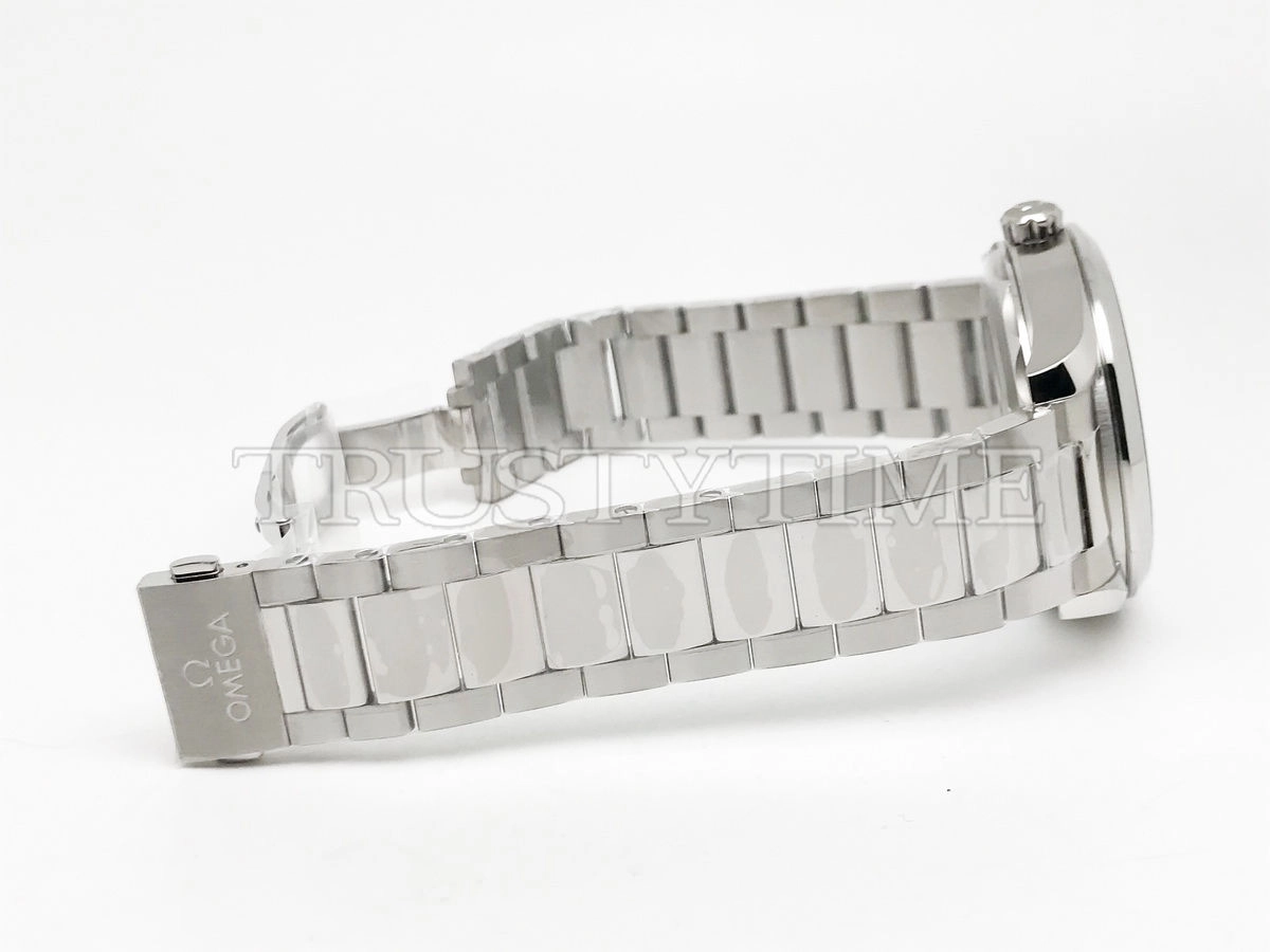 Копия часов Omega Seamaster Aqua Terra 150 m Co-axial Master Chronometer 41mm 220.10.41.21.03.005