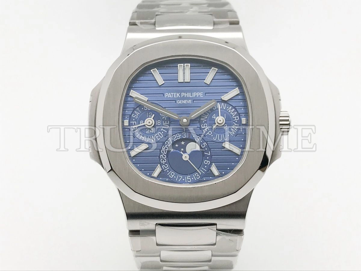 Копия часов Patek Philippe Nautilus Perpetual Calendar 40mm 5740/1G-001