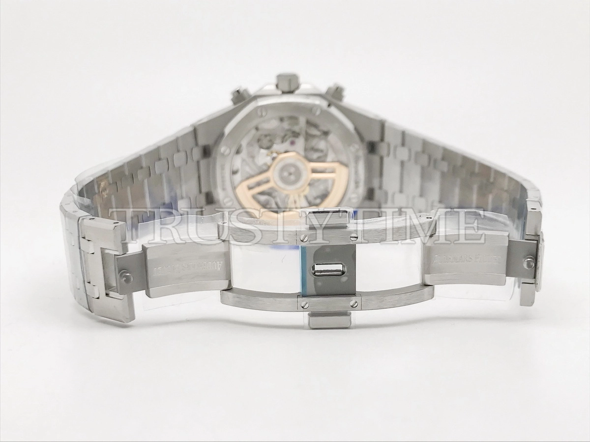 Копия часов Audemars Piguet Royal Oak Selfwinding Chronograph 26240ST.OO.1320ST.07