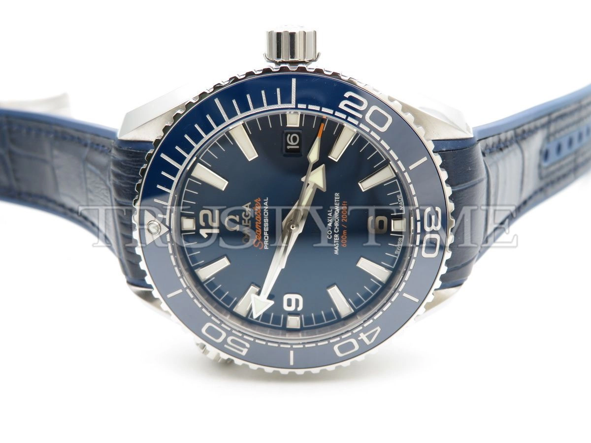 Копия часов Omega Seamaster Planet Ocean 600m Co-axial Chronometer 43,5mm 215.33.44.21.03.001